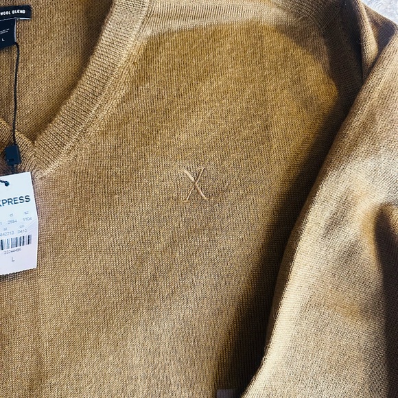 Express Camel Merino Wool Blend Pullover - Picture 3 of 7